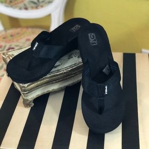 EUC Black Teva Mush Wedge Flip Flop
